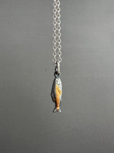 Load image into Gallery viewer, Golden Fish 4