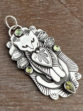 Load image into Gallery viewer, Jewel Cat with Green stones