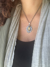 Load image into Gallery viewer, Rutilated Quartz Owl