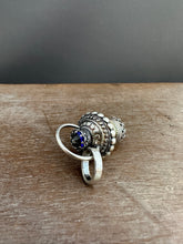 Load image into Gallery viewer, Vintage crystal pendant