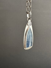 Load image into Gallery viewer, Bird in a window pendant