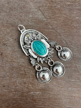 Load image into Gallery viewer, Jingly Enameled Medallion