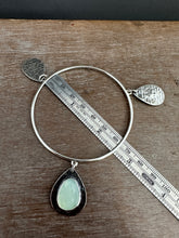 Load image into Gallery viewer, Sterling silver Jingle bangle with Peruvian opal