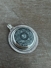 Load image into Gallery viewer, Eclipse