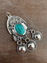 Load image into Gallery viewer, Jingly Enameled Medallion