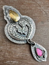 Load image into Gallery viewer, Garnet Sacred Heart pendant