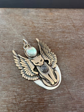 Load image into Gallery viewer, Kitty Pet with Large wings