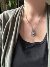 Load image into Gallery viewer, Abalone shell Griffin medallion