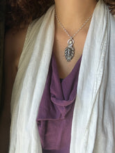 Load image into Gallery viewer, Hypersthene and feathers pendant