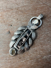 Load image into Gallery viewer, Hypersthene and feathers pendant