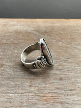 Load image into Gallery viewer, Fish ring size 7
