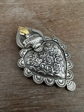 Load image into Gallery viewer, Elaborate Sacred Heart pendant