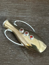 Load image into Gallery viewer, Amphora Pendant 1