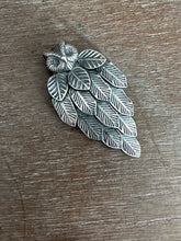 Load image into Gallery viewer, Feather Owl