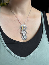 Load image into Gallery viewer, Cloisonne enamel antler medallion