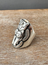 Load image into Gallery viewer, Cat ring size 7.5