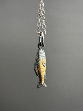 Load image into Gallery viewer, Golden Fish 3