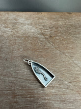 Load image into Gallery viewer, Medium seahorse shrine