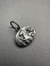 Load image into Gallery viewer, Solid Silver Hippocampus pendant