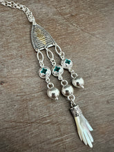 Load image into Gallery viewer, Jingly tassel pendant