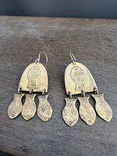 Load image into Gallery viewer, Brass Fish Earrings