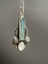 Load image into Gallery viewer, Aquamarine Crystal and moonstone pendant