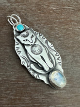 Load image into Gallery viewer, Jewel Cat # 4