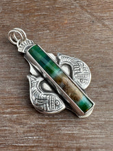 Load image into Gallery viewer, Twin Fish Necklace