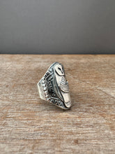 Load image into Gallery viewer, Moon owl ring size 8