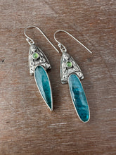 Load image into Gallery viewer, Apatite Earrings with Mysterious Women