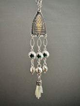 Load image into Gallery viewer, Jingly tassel pendant