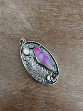 Load image into Gallery viewer, Aurora borealis raven necklace