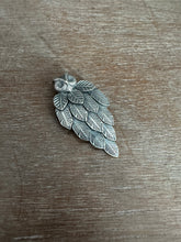 Load image into Gallery viewer, Feather Owl