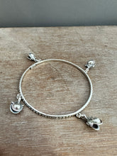 Load image into Gallery viewer, Sterling silver patterned Jingle bangle