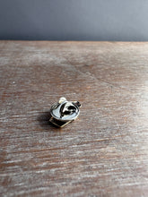 Load image into Gallery viewer, Plant pin