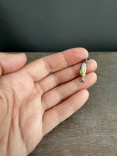 Load image into Gallery viewer, Golden Fish 3