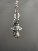 Load image into Gallery viewer, Vintage crystal pendant