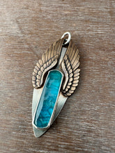 Load image into Gallery viewer, Apatite Wing Necklace