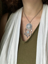 Load image into Gallery viewer, Shield of light