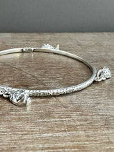 Load image into Gallery viewer, Sterling silver patterned Jingle bangle