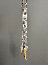 Load image into Gallery viewer, Three fishes pendant