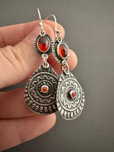 Load image into Gallery viewer, Garnet Earrings