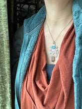 Load image into Gallery viewer, Small Golden Lion with Apatite, and Imperial Tooaz