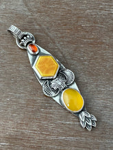 Load image into Gallery viewer, Bee and moons pendant