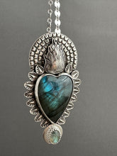 Load image into Gallery viewer, Labradorite Sacred Heart pendant