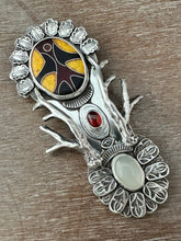 Load image into Gallery viewer, Cloisonne enamel antler medallion