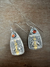 Load image into Gallery viewer, Bird Earrings with Garnet and Keum Boo