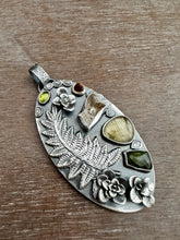 Load image into Gallery viewer, Mossy Fern pendant