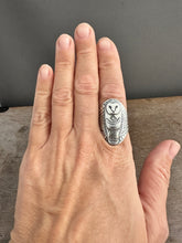 Load image into Gallery viewer, Moon owl ring size 9.5