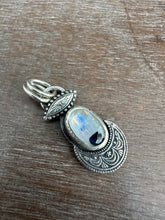Load image into Gallery viewer, Moon pendant